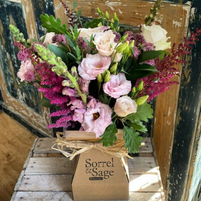 Florist Choice | Seasonal Bouquet | Sorrel & Sage Florist - Send a beautiful bouquet to your loved ones in Parbold, Mawdesley, Rufford, Burscough & beyond with Sorrel and Sage Florist, your local florist. Same day, local delivery available.