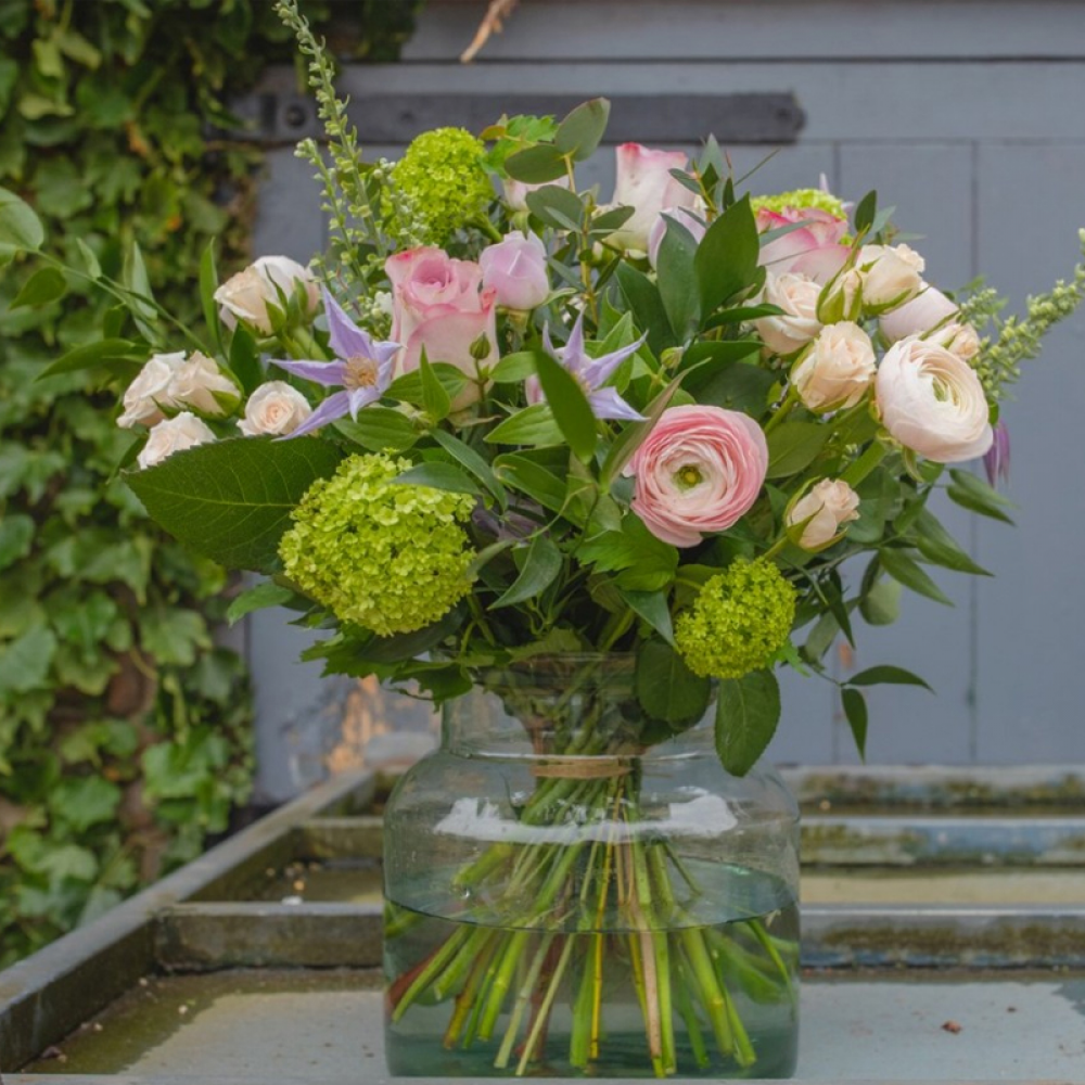 Florist Choice Vase Arrangement (Pastels)