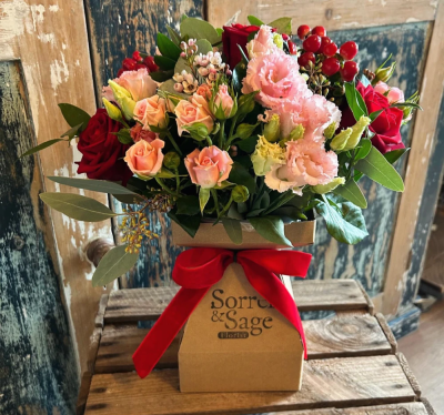 'The Knightley' | Valentines Deluxe Boxed Bouquet - Send a beautiful bouquet of expertly arranged flowers this February 14th, with delivery available to Parbold, Newburgh, Appley Bridge, Shevington, Mawdesley, Rufford & more.
